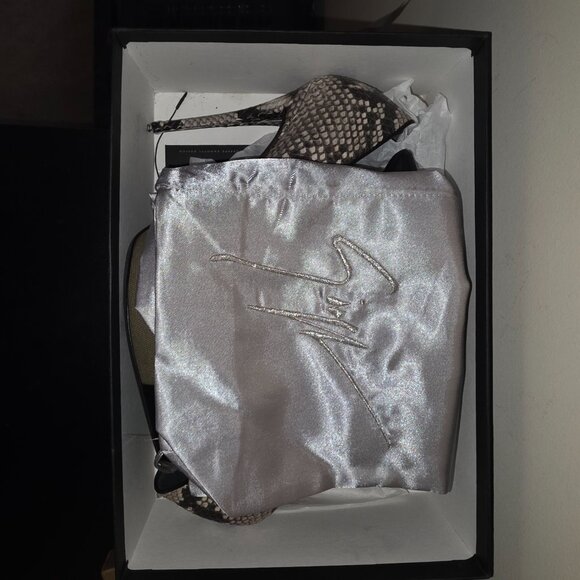 Giuseppe Zanotti woman heels - Picture 8 of 9